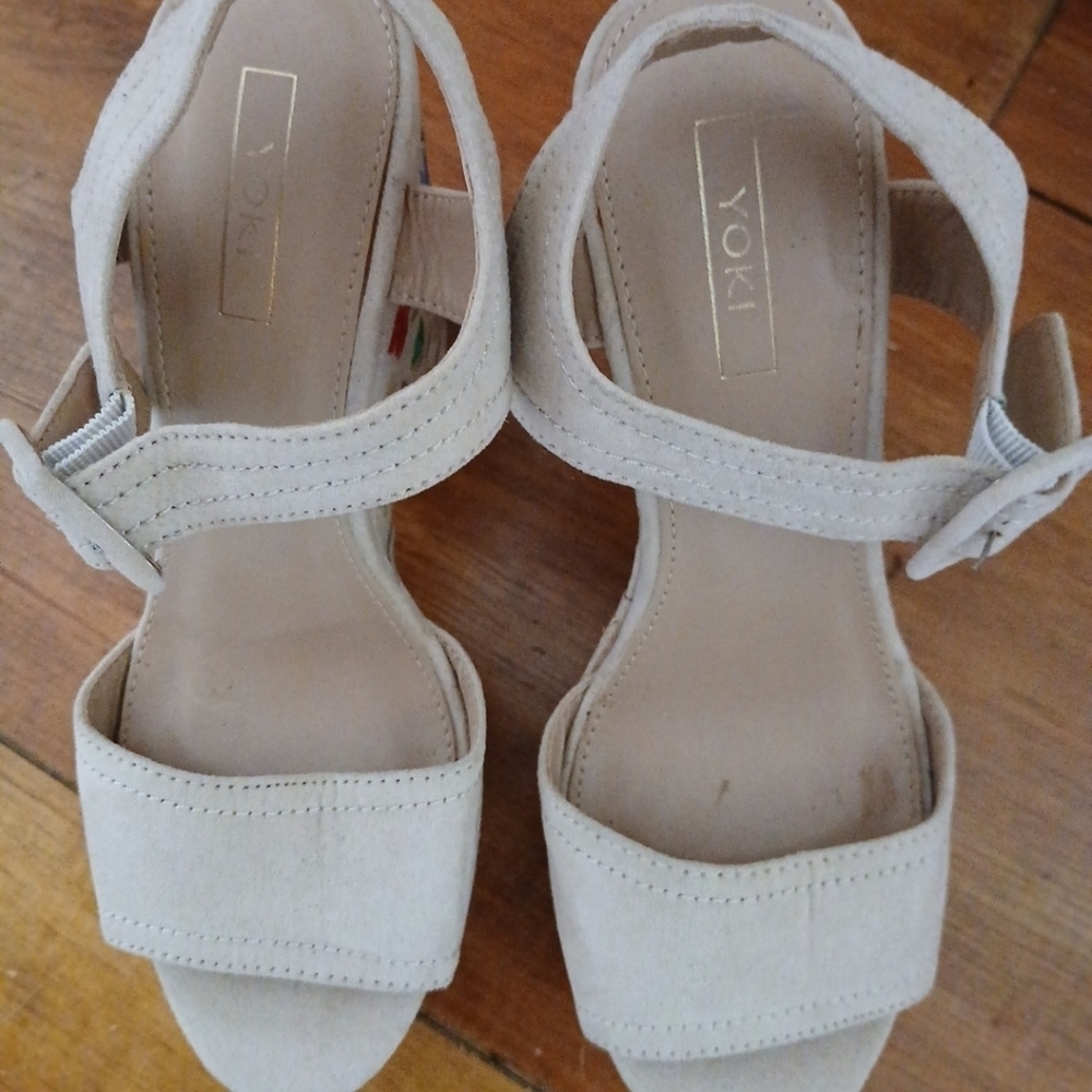 YOKI Vintage  Embroidered Floral Bohemian Platform Wedge Sandals Size 7 - Picture 3 of 10